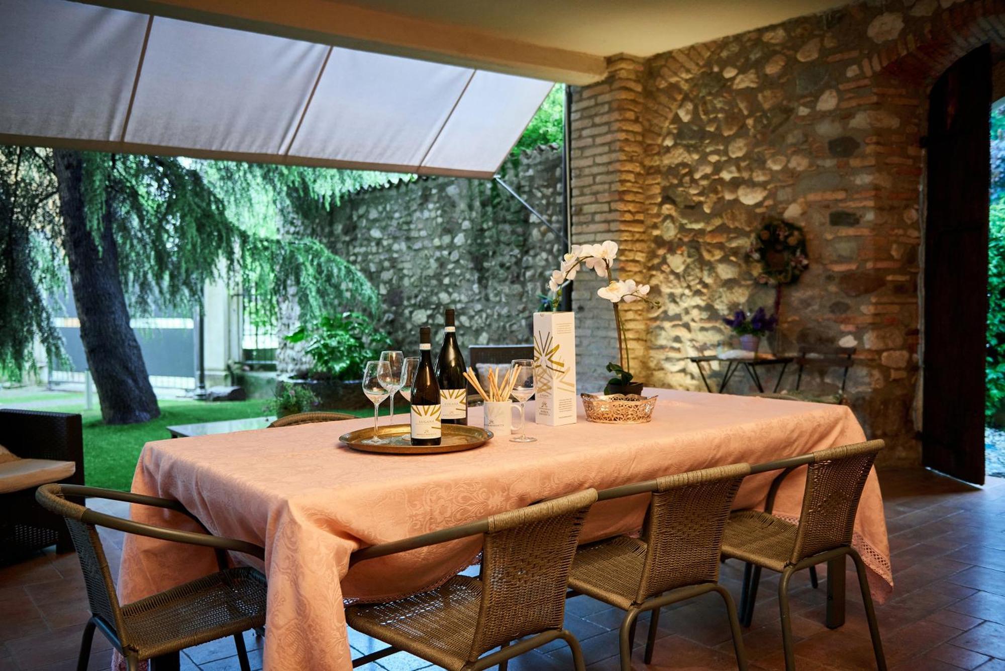 Garda Blue Lake Home Luxury Appartment Desenzano del Garda Exterior foto